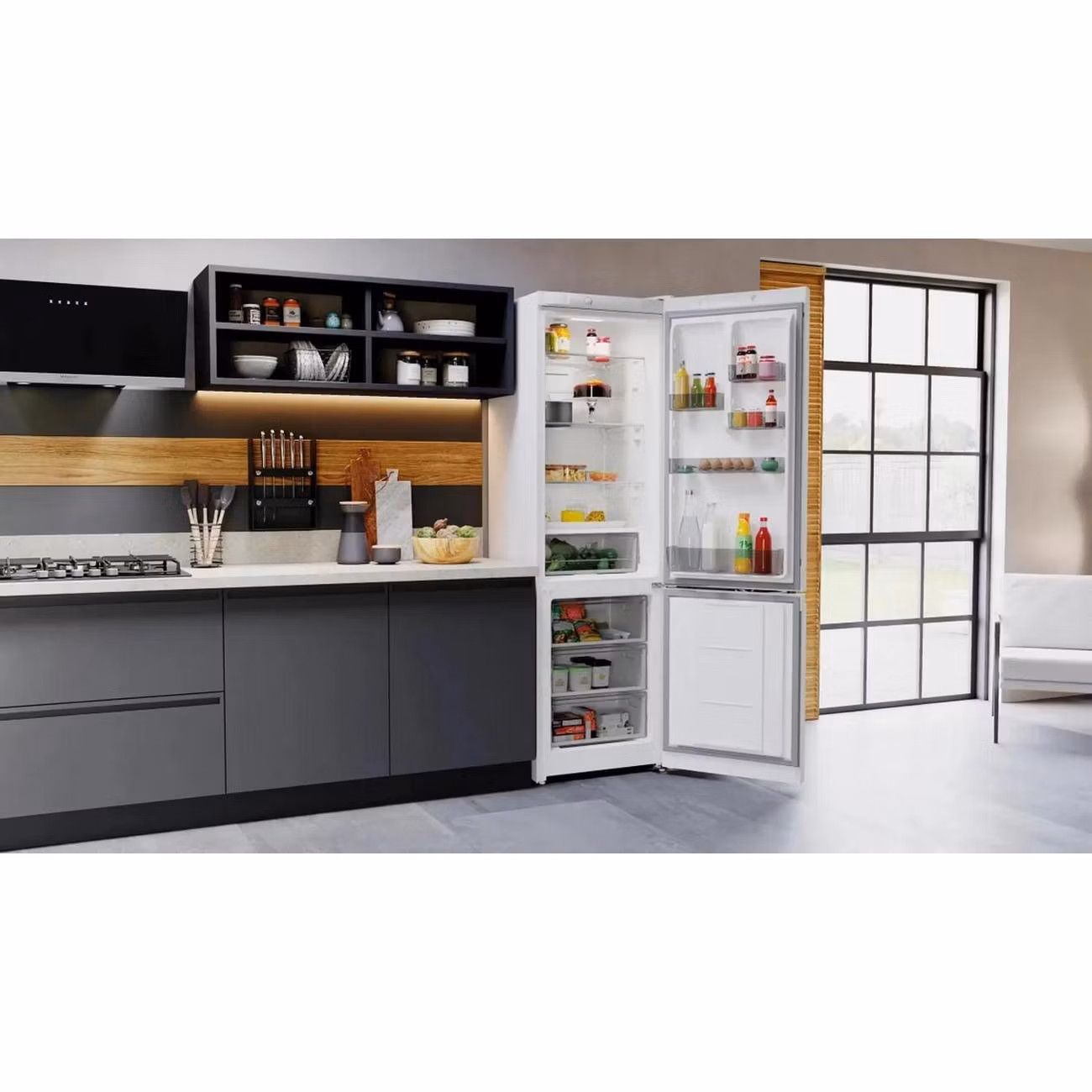 Холодильник Hotpoint HPS 3200 W